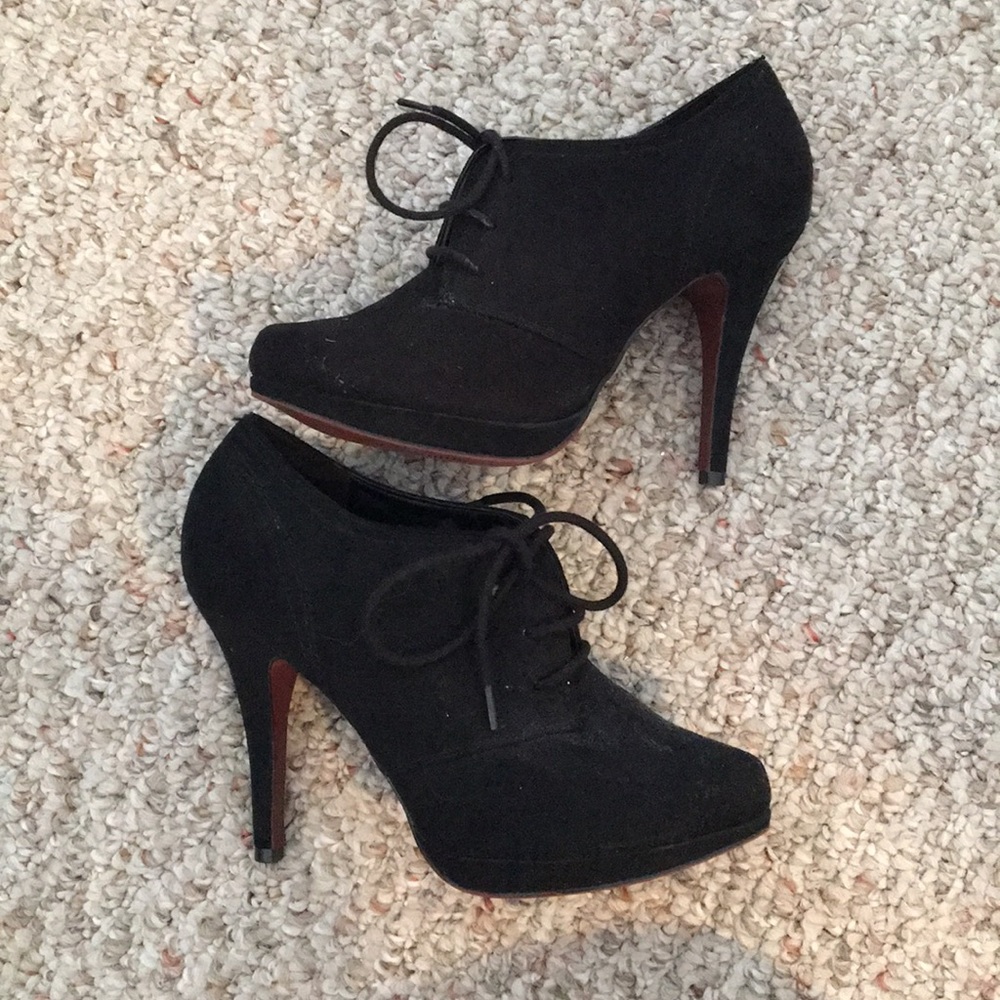 Lace up heel booties